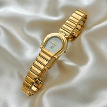 Load image into Gallery viewer, VINTAGE GUCCI WATCH