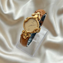 Load image into Gallery viewer, VINTAGE CHLOÉ TAN LEATHER WATCH
