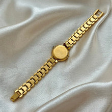 Load image into Gallery viewer, VINTAGE FENDI MOTHER-OF-PEARL WATCH