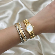 Load image into Gallery viewer, VINTAGE SEIKO MOTHER-OF-PEARL WATCH