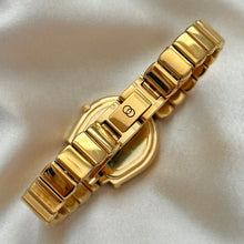 Load image into Gallery viewer, VINTAGE GUCCI WATCH