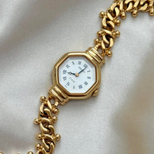 Load image into Gallery viewer, VINTAGE SEIKO DAINTY WATCH