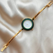 Load image into Gallery viewer, VINTAGE GUCCI INTERCHANGEABLE BEZEL WATCH (12 BEZELS)