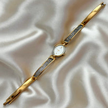Load image into Gallery viewer, VINTAGE SEIKO DIAMOND DAINTY WATCH