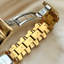 Load image into Gallery viewer, VINTAGE SEIKO MOTHER-OF-PEARL WATCH