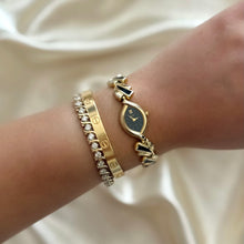 Load image into Gallery viewer, VINTAGE CITIZEN ONYX DAINTY WATCH