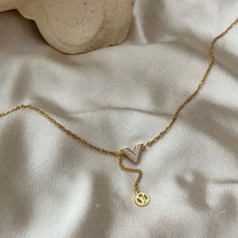 Load image into Gallery viewer, LV DIAMANTÉ LARIAT DAINTY NECKLACE