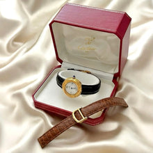 Load image into Gallery viewer, VINTAGE CARTIER BLACK LEATHER WATCH - WITH EXTRA STRAP