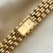 Load image into Gallery viewer, VINTAGE FENDI WATCH