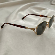 Load image into Gallery viewer, VINTAGE VERSACE SUNGLASSES