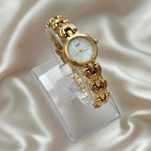 Load image into Gallery viewer, VINTAGE CITIZEN MOTHER-OF-PEARL WATCH