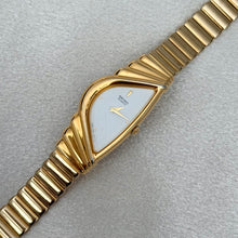 Load image into Gallery viewer, VINTAGE SEIKO WATCH