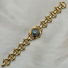 Load image into Gallery viewer, VINTAGE GUCCI WATCH