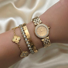 Load image into Gallery viewer, VAN CLEEF & ARPELS CLASSIQUE 18K YELLOW GOLD 2-ROW DIAMOND BEZEL WATCH