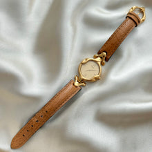 Load image into Gallery viewer, VINTAGE CHLOÉ TAN LEATHER WATCH