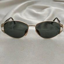 Load image into Gallery viewer, VINTAGE VERSACE SUNGLASSES