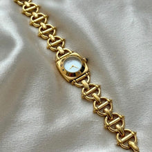 Load image into Gallery viewer, VINTAGE GUCCI MOTHER-OF-PEARL WATCH