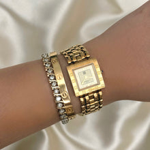 Load image into Gallery viewer, VINTAGE GIVENCHY WATCH