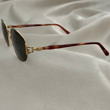 Load image into Gallery viewer, VINTAGE VERSACE SUNGLASSES