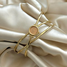 Load image into Gallery viewer, VINTAGE SEIKO DAINTY BANGLE WATCH