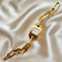 Load image into Gallery viewer, VINTAGE GUCCI CHAIN WATCH