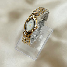 Load image into Gallery viewer, VINTAGE SEIKO TWO-TONED WATCH