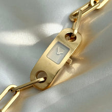 Load image into Gallery viewer, VINTAGE GUCCI DAINTY WATCH