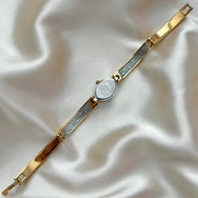 Load image into Gallery viewer, VINTAGE SEIKO DIAMOND DAINTY WATCH