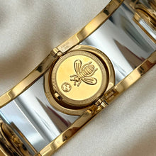 Load image into Gallery viewer, VINTAGE GUCCI LEATHER WATCH