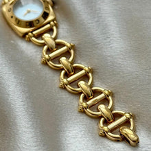 Load image into Gallery viewer, VINTAGE GUCCI MOTHER-OF-PEARL WATCH