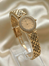 Load image into Gallery viewer, VAN CLEEF & ARPELS CLASSIQUE 18K YELLOW GOLD 2-ROW DIAMOND BEZEL WATCH
