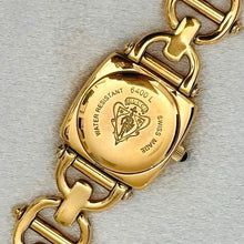 Load image into Gallery viewer, VINTAGE GUCCI MOTHER-OF-PEARL WATCH