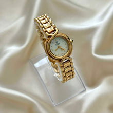 Load image into Gallery viewer, VINTAGE FENDI MOTHER-OF-PEARL WATCH