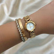 Load image into Gallery viewer, VINTAGE FENDI MOTHER-OF-PEARL WATCH