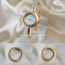 Load image into Gallery viewer, VINTAGE GUCCI PLAY BEZEL WATCH (12 BEZELS W/ DIAMOND CUT)