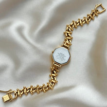 Load image into Gallery viewer, VINTAGE SEIKO DAINTY WATCH
