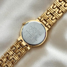 Load image into Gallery viewer, VINTAGE SEIKO MOTHER-OF-PEARL WATCH