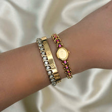 Load image into Gallery viewer, VINTAGE SEIKO RUBY DAINTY WATCH