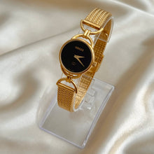 Load image into Gallery viewer, VINTAGE GUCCI WATCH