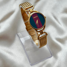 Load image into Gallery viewer, VINTAGE GUCCI WATCH