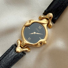 Load image into Gallery viewer, VINTAGE CHLOÉ BLACK LEATHER WATCH