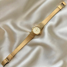 Load image into Gallery viewer, VINTAGE CITIZEN DAINTY WATCH