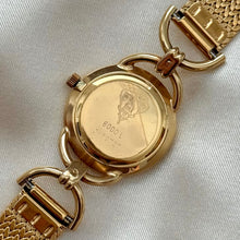 Load image into Gallery viewer, VINTAGE GUCCI WATCH