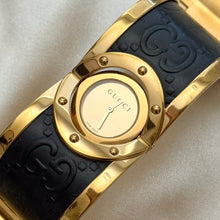 Load image into Gallery viewer, VINTAGE GUCCI LEATHER WATCH