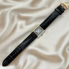 Load image into Gallery viewer, VINTAGE CARTIER BLACK LEATHER WATCH