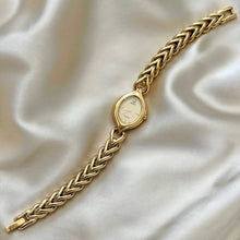 Load image into Gallery viewer, VINTAGE SEIKO DIAMOND DAINTY WATCH
