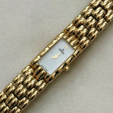 Load image into Gallery viewer, VINTAGE FENDI WATCH