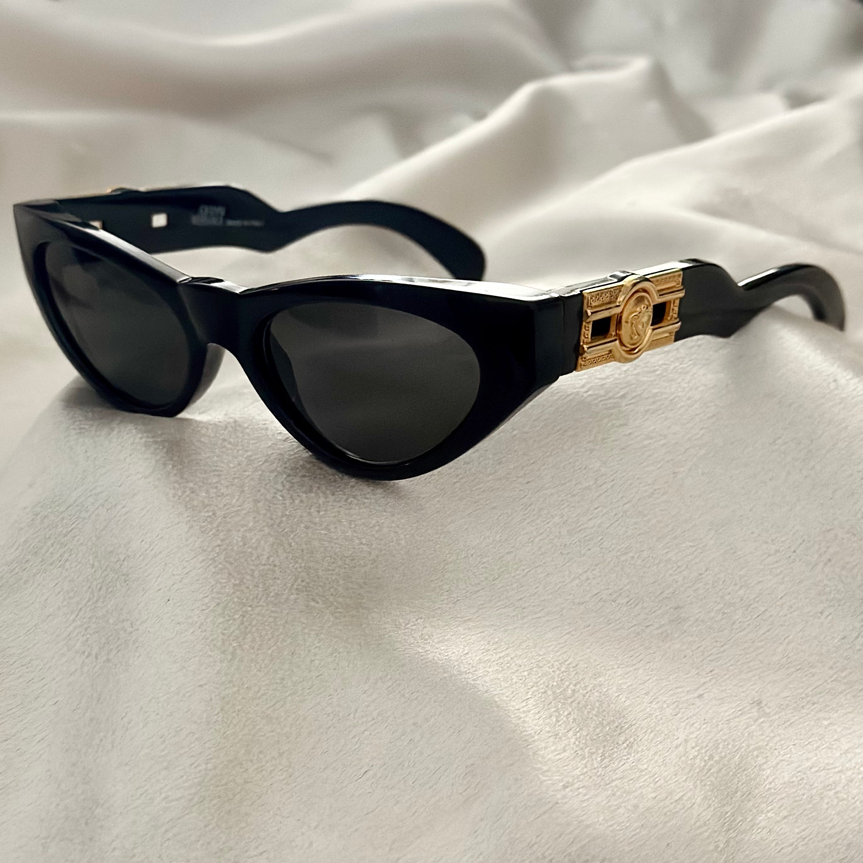 n*n様 VERSACE Sunglass / ヴィンテージ ベルサーチ サング VINTAGE VERSACE SUNGLASSES – Panahon Designs