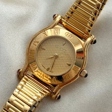 Load image into Gallery viewer, VINTAGE GUCCI WATCH