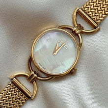Load image into Gallery viewer, VINTAGE GUCCI MOTHER-OF-PEARL WATCH